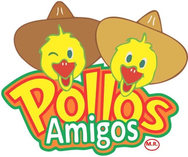 Logo actual, en uso desde 2013: dos pollitos con sombrero de charro asomados detrás de la palabra Pollos, en letras amarillas de gran volumen con contorno rojo, y la palabra Amigos en blanco debajo.